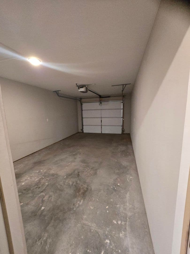 Marion Apartment: 703 N. Market St.