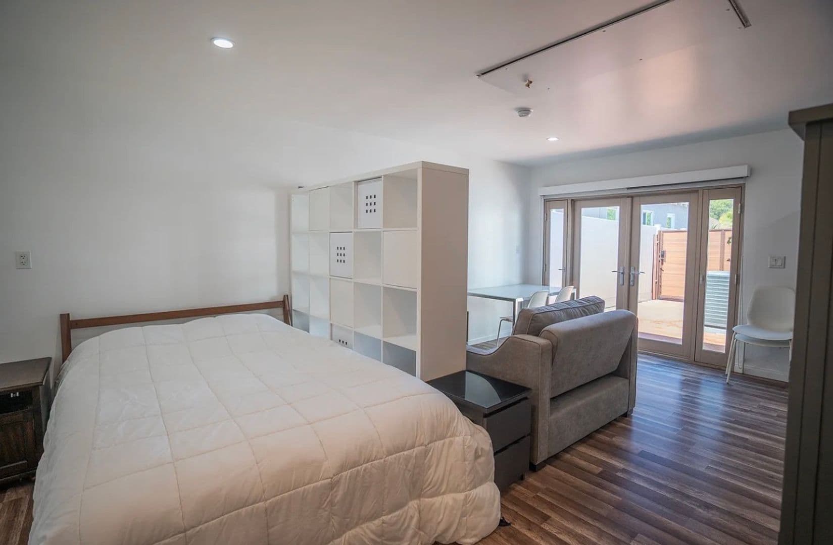 Long Beach House: 2021 Euclid Ave # 1-A