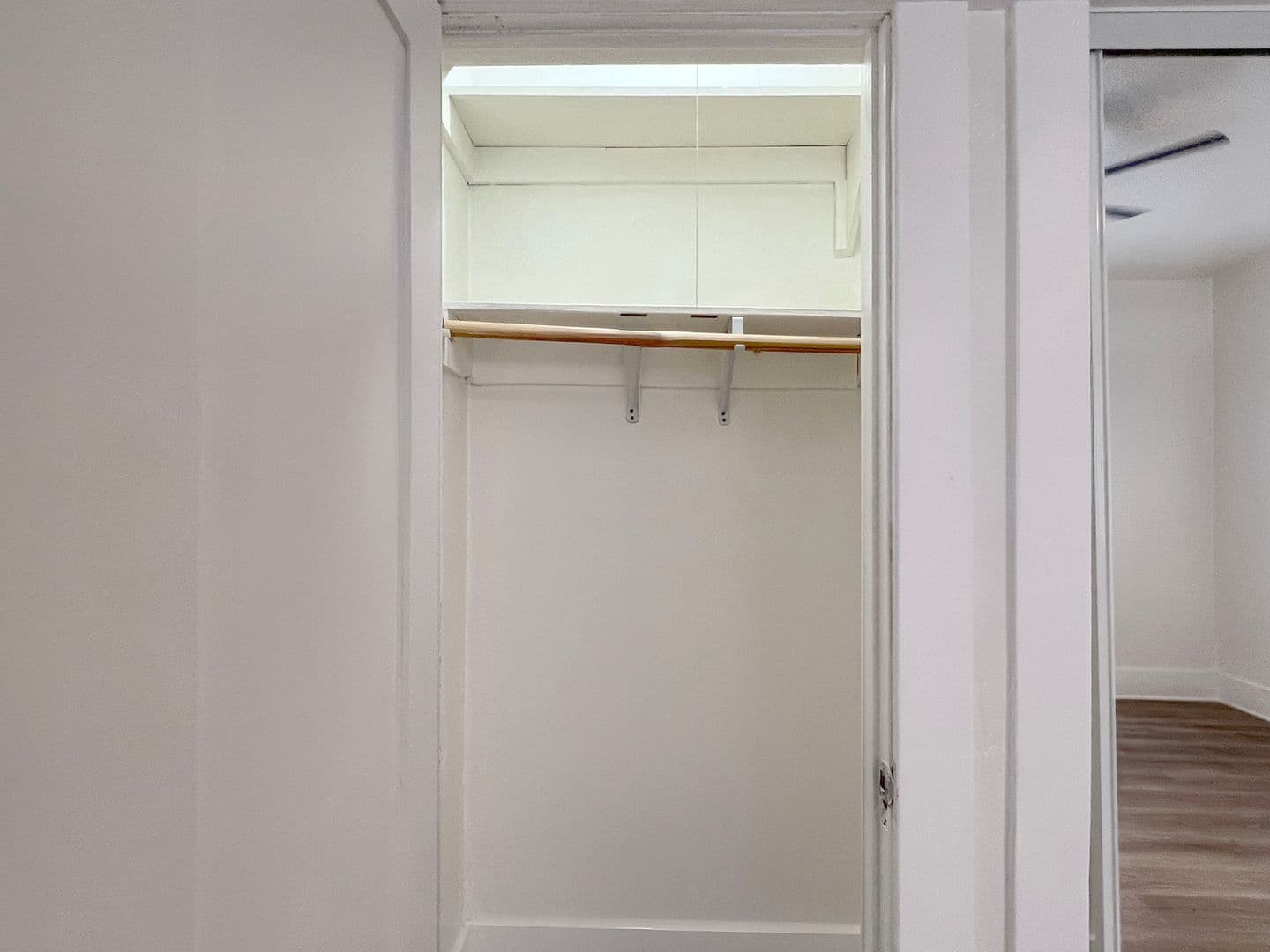 Long Beach Apartment: 227 Lime Ave