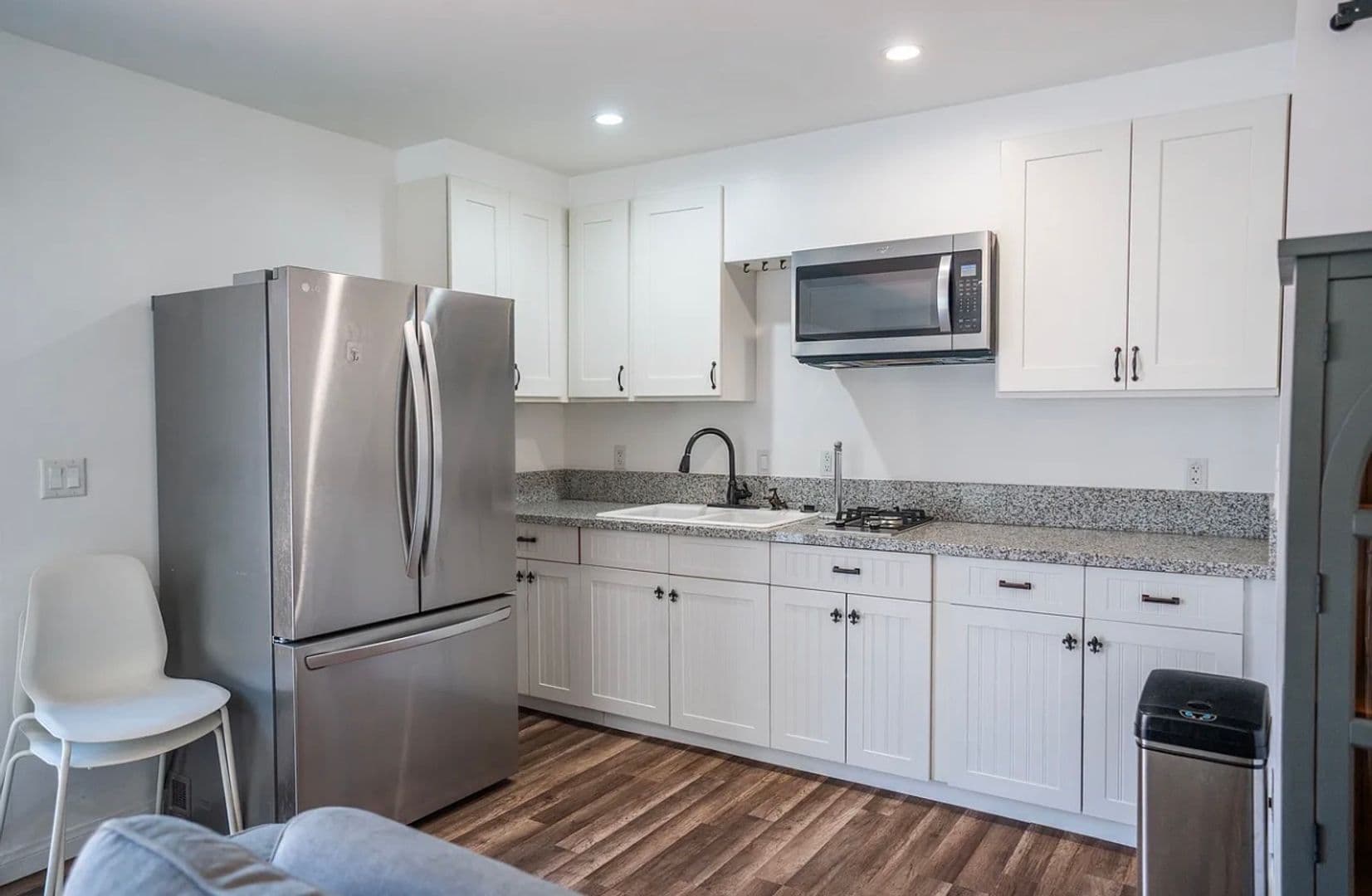 Long Beach House: 2021 Euclid Ave # 1-A