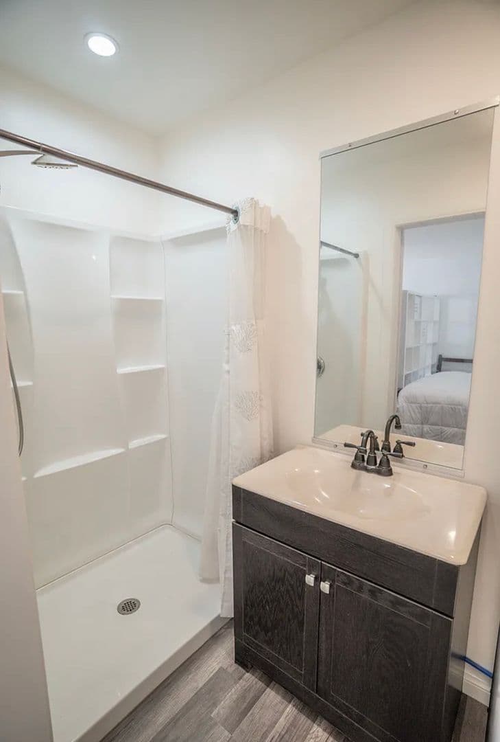 Long Beach House: 2021 Euclid Ave # 1-A