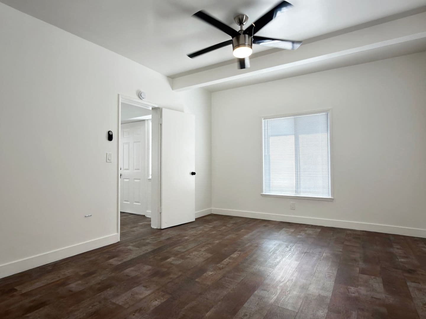 Long Beach Apartment: 531 N Virginia Ct