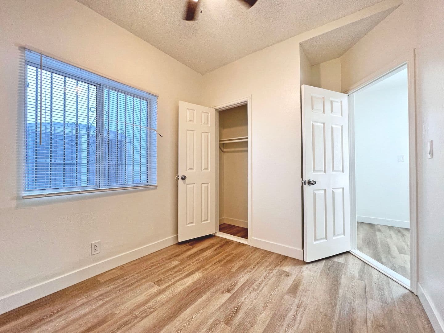 Long Beach Apartment: 227 Lime Ave