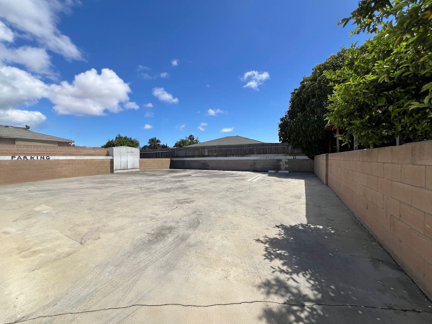 Harbor City Apartment: 1618 259th St