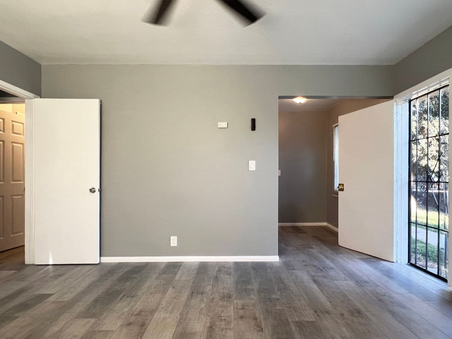 Long Beach Apartment: 1325 Cedar Ave