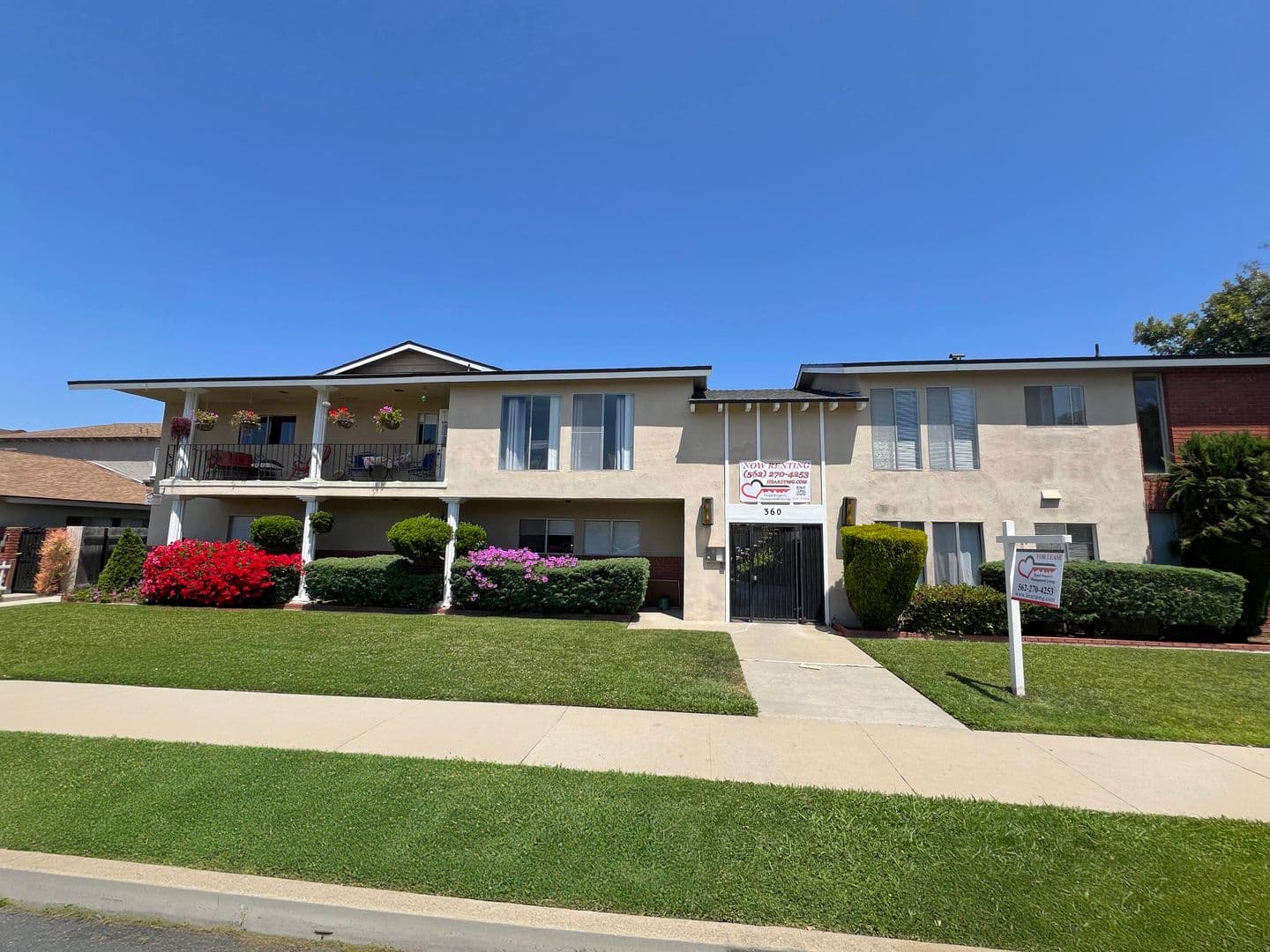 Long Beach Apartment: 360 Freeman Ave