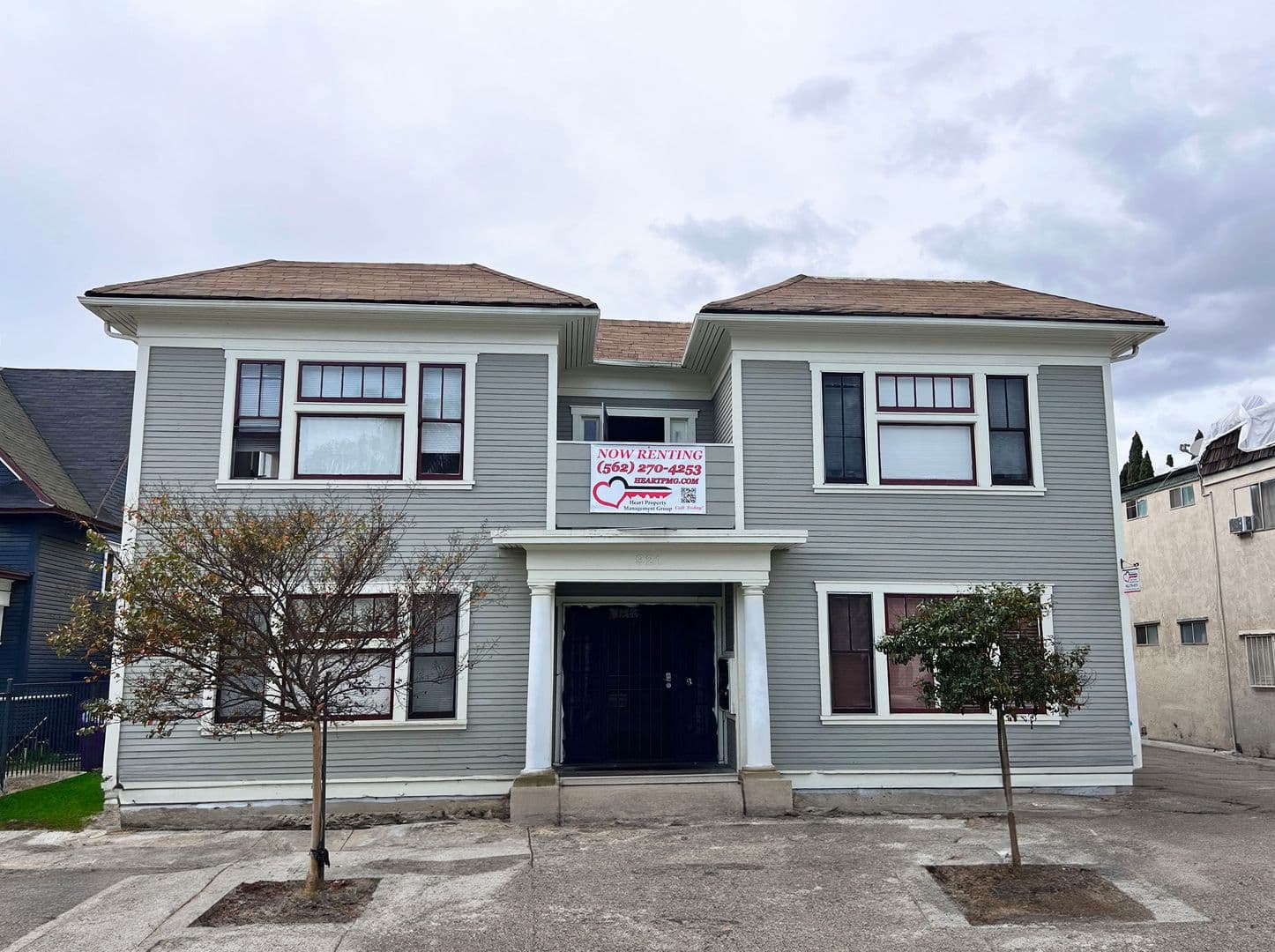 Long Beach Apartment: 921 Chestnut Ave