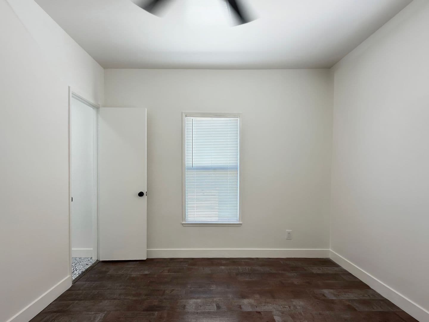Long Beach Apartment: 531 N Virginia Ct