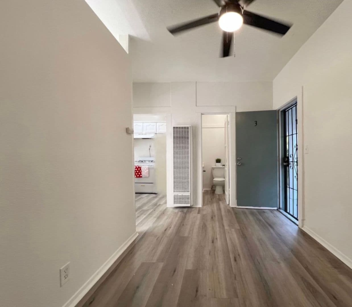 Long Beach Apartment: 227 Lime Ave