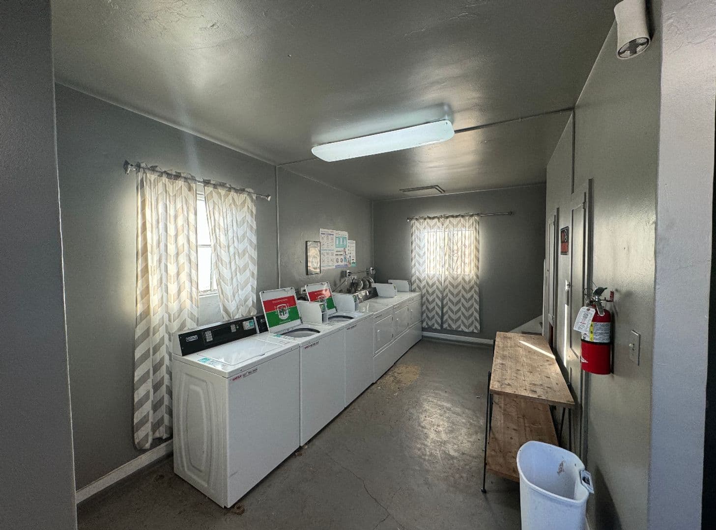 Long Beach Apartment: 444 Chestnut Ave