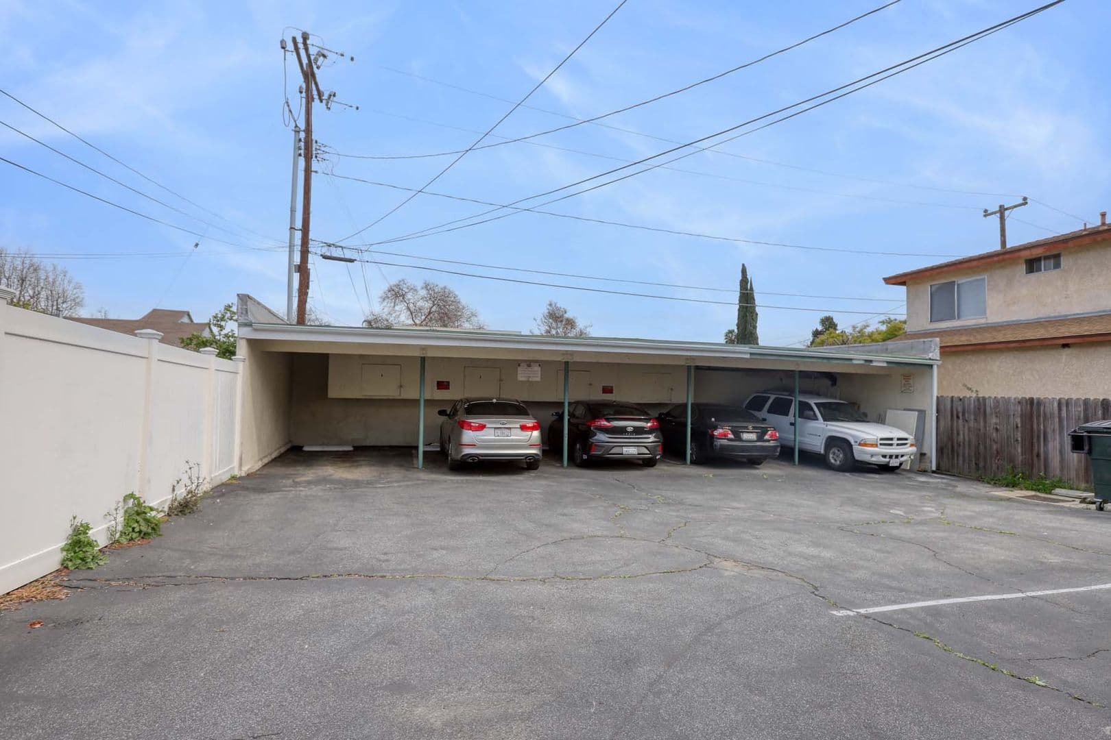 Pasadena Apartment: 460 Vista Ave