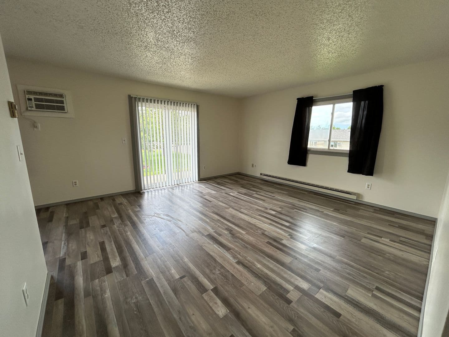 South Heart Apartment: 507 Bruce Ave