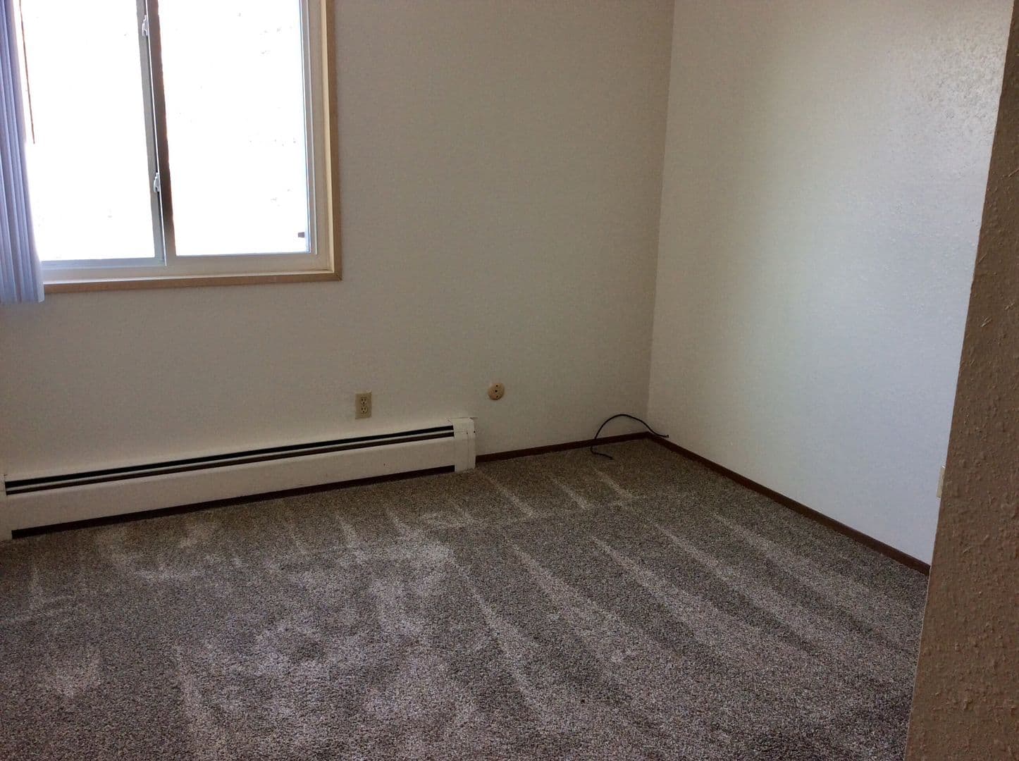 Dickinson Apartment: 162 9th Avenue East