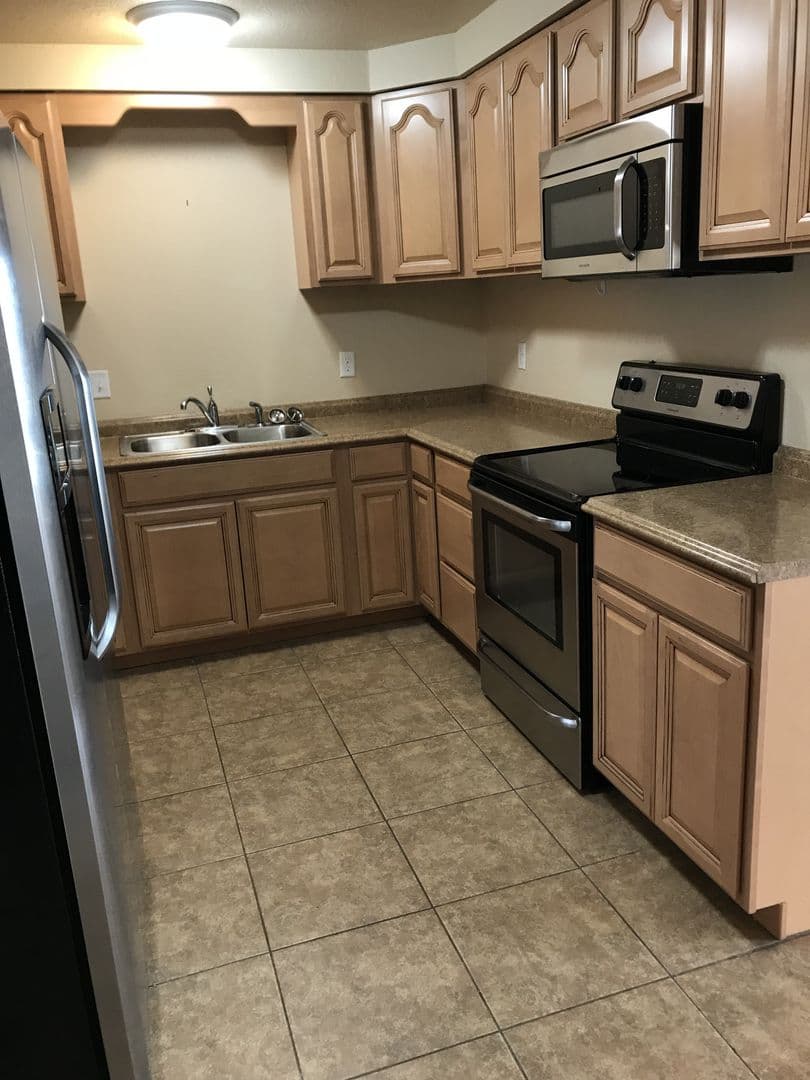 Belfield Apartment: 209 2nd St SE