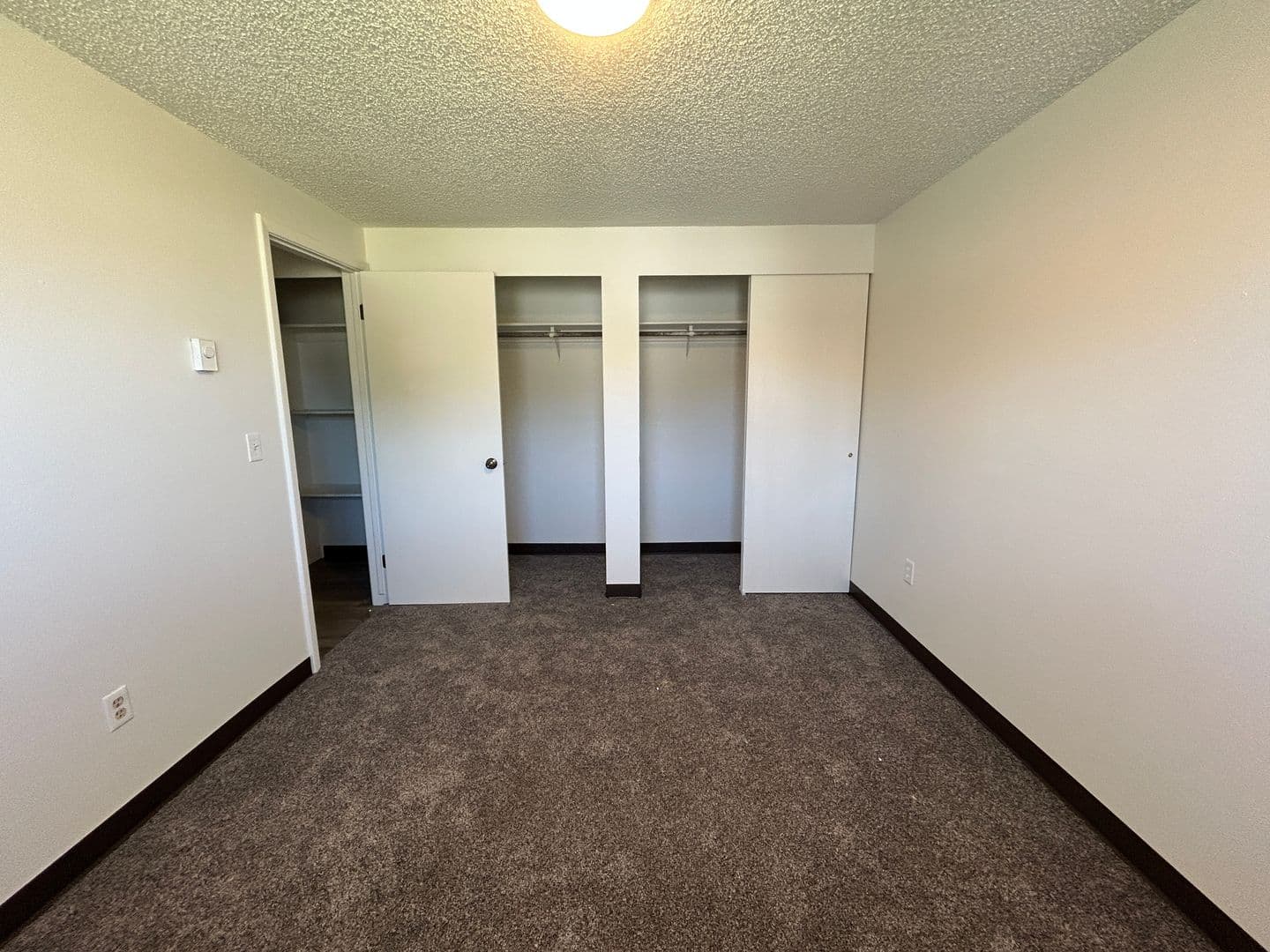 Dickinson Apartment: 712 5th Avenue SW