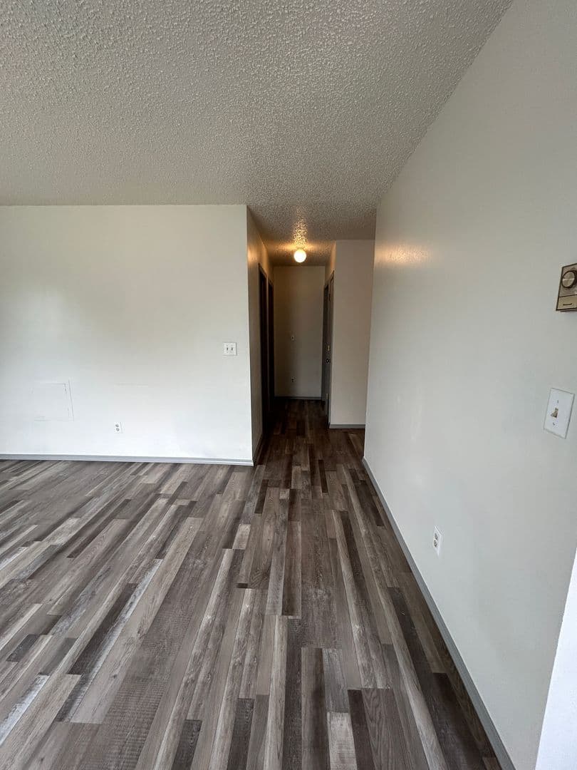 South Heart Apartment: 507 Bruce Ave