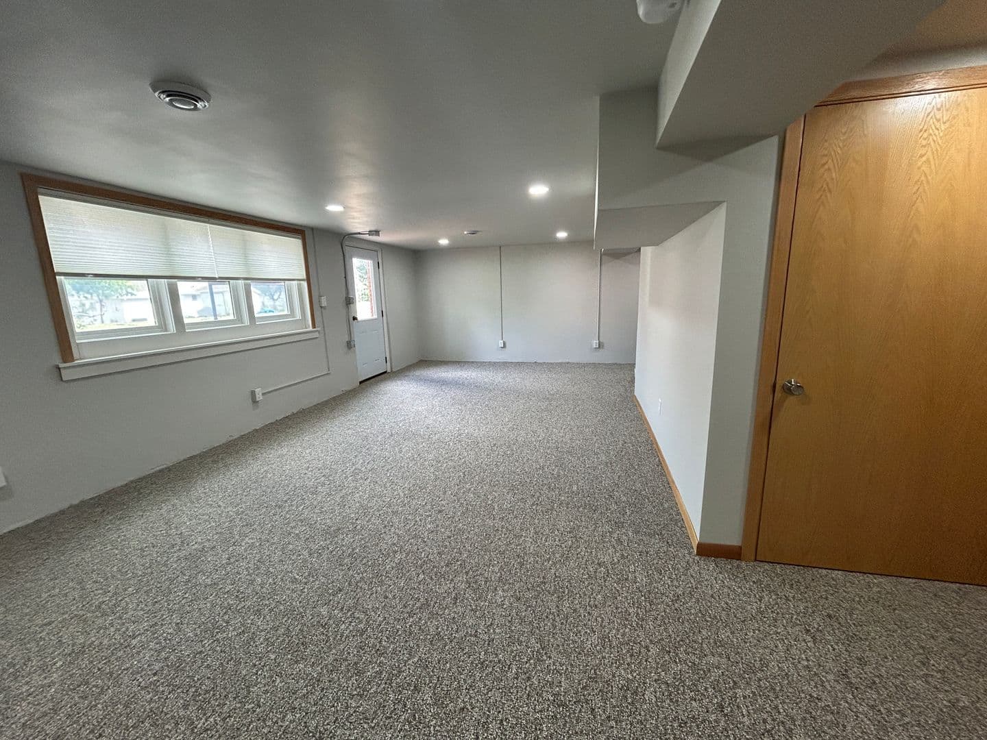 Dickinson House: 836 5th Ave W