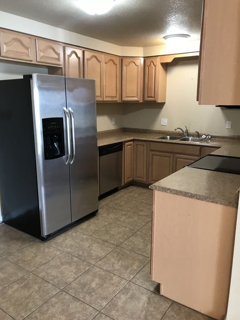 Belfield Apartment: 209 2nd St SE
