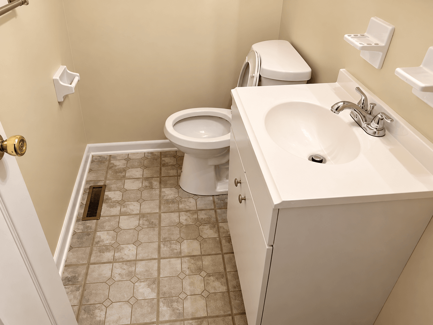 Hummelstown House: 1256 Peggy Drive