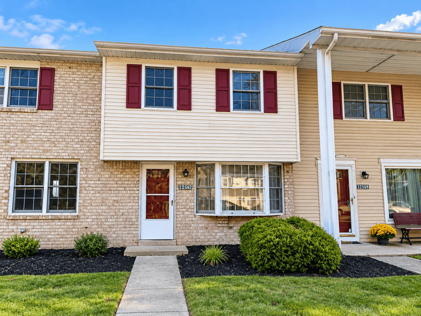 Hummelstown House: 1256 Peggy Drive