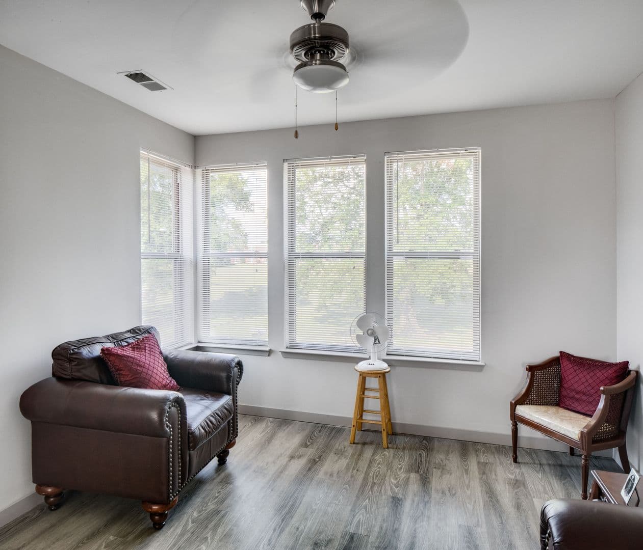 Memphis Apartment: 900 S. 4th St.