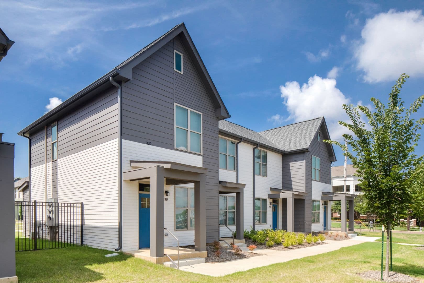 Memphis Apartment: 900 S. 4th St.