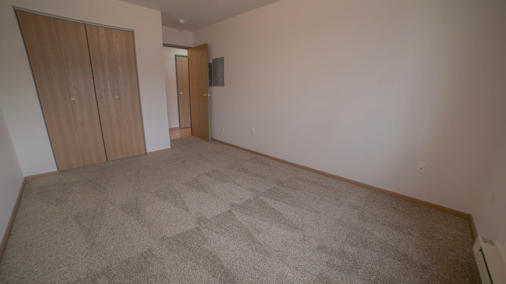 Fargo Apartment: 1710-1730 49th St S