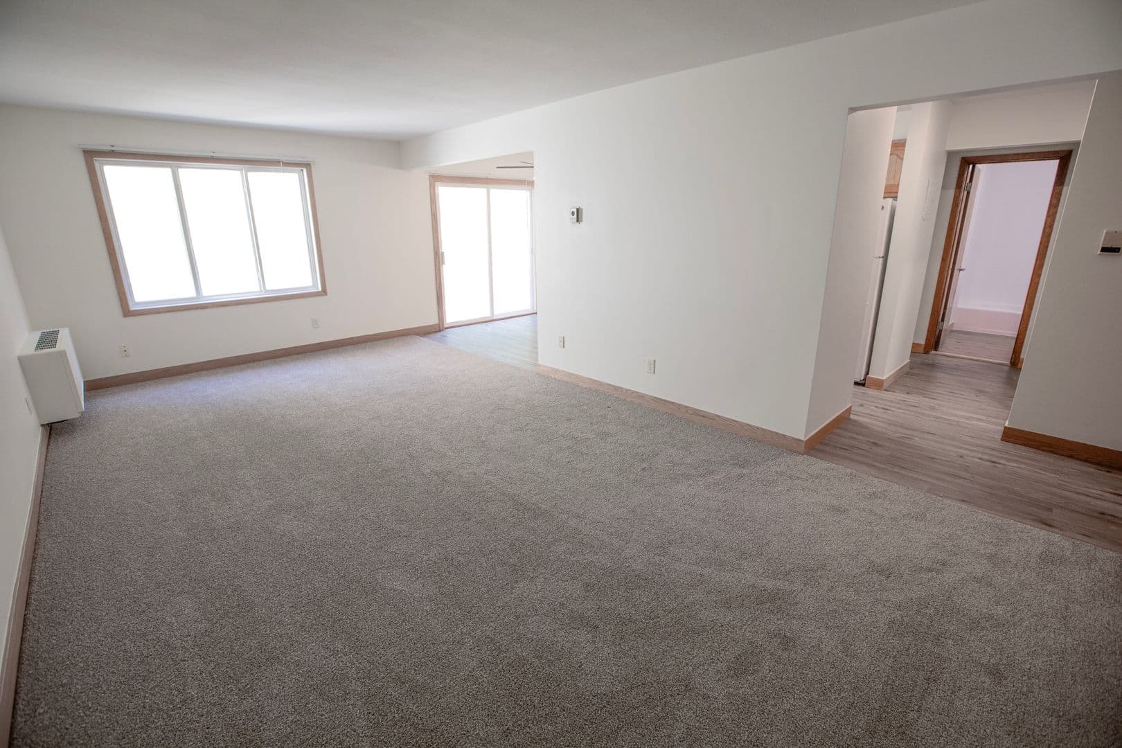 Bloomington Apartment: 1955 Old Shakopee Road