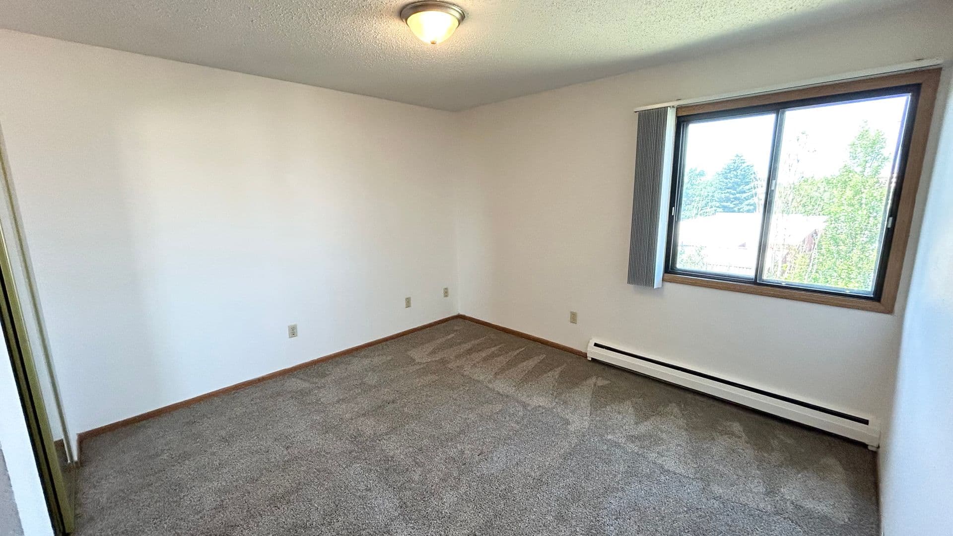 Fargo Apartment: 2542 Villa Dr S