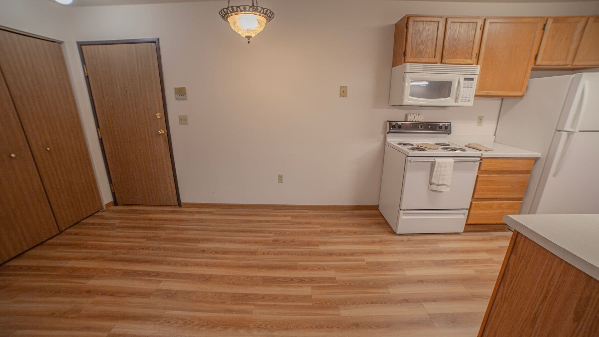 Fargo Apartment: 3100-3120 33rd St S