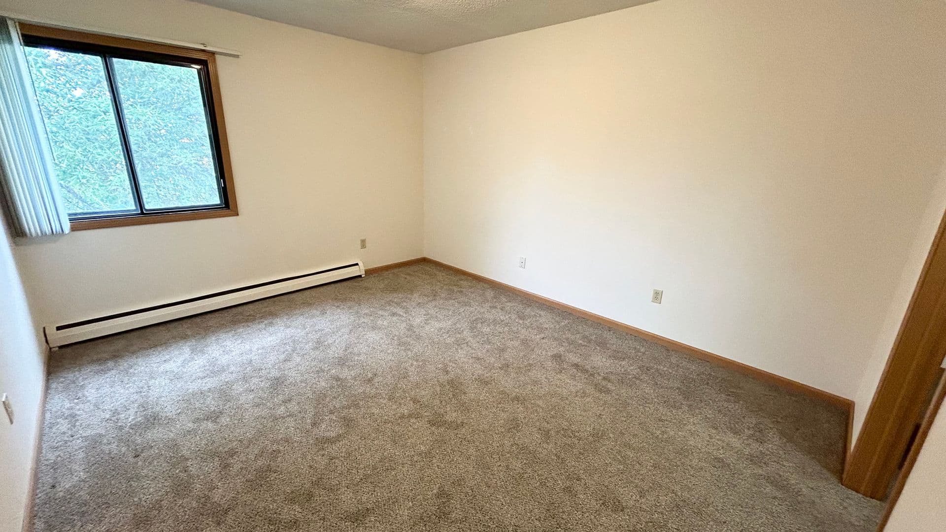 Fargo Apartment: 2542 Villa Dr S