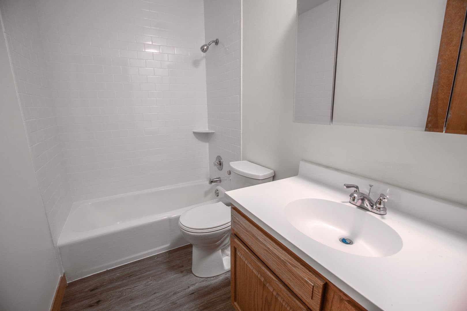 Bloomington Apartment: 1955 Old Shakopee Road