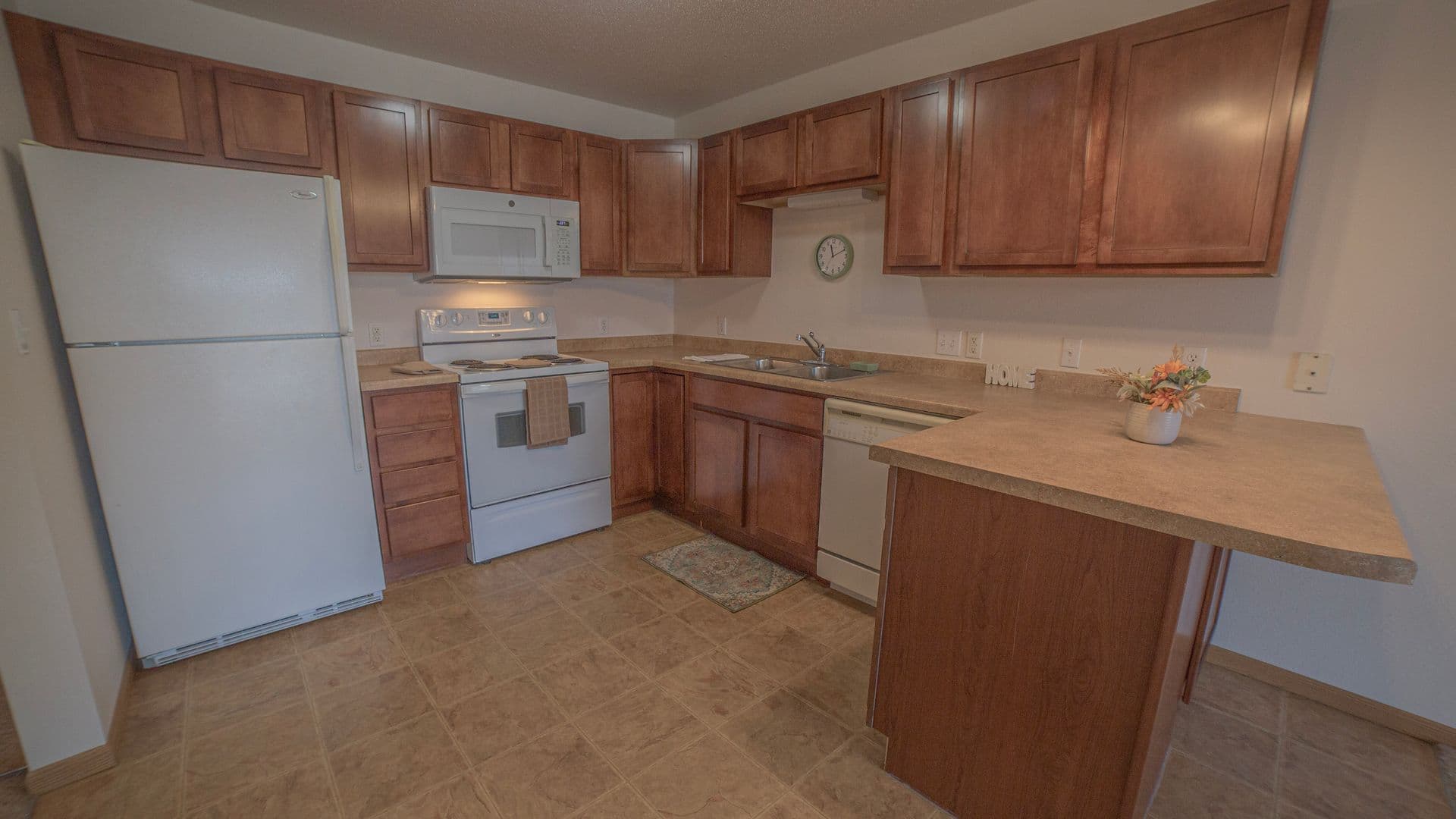 Moorhead Apartment: 800-810 41st Ave South