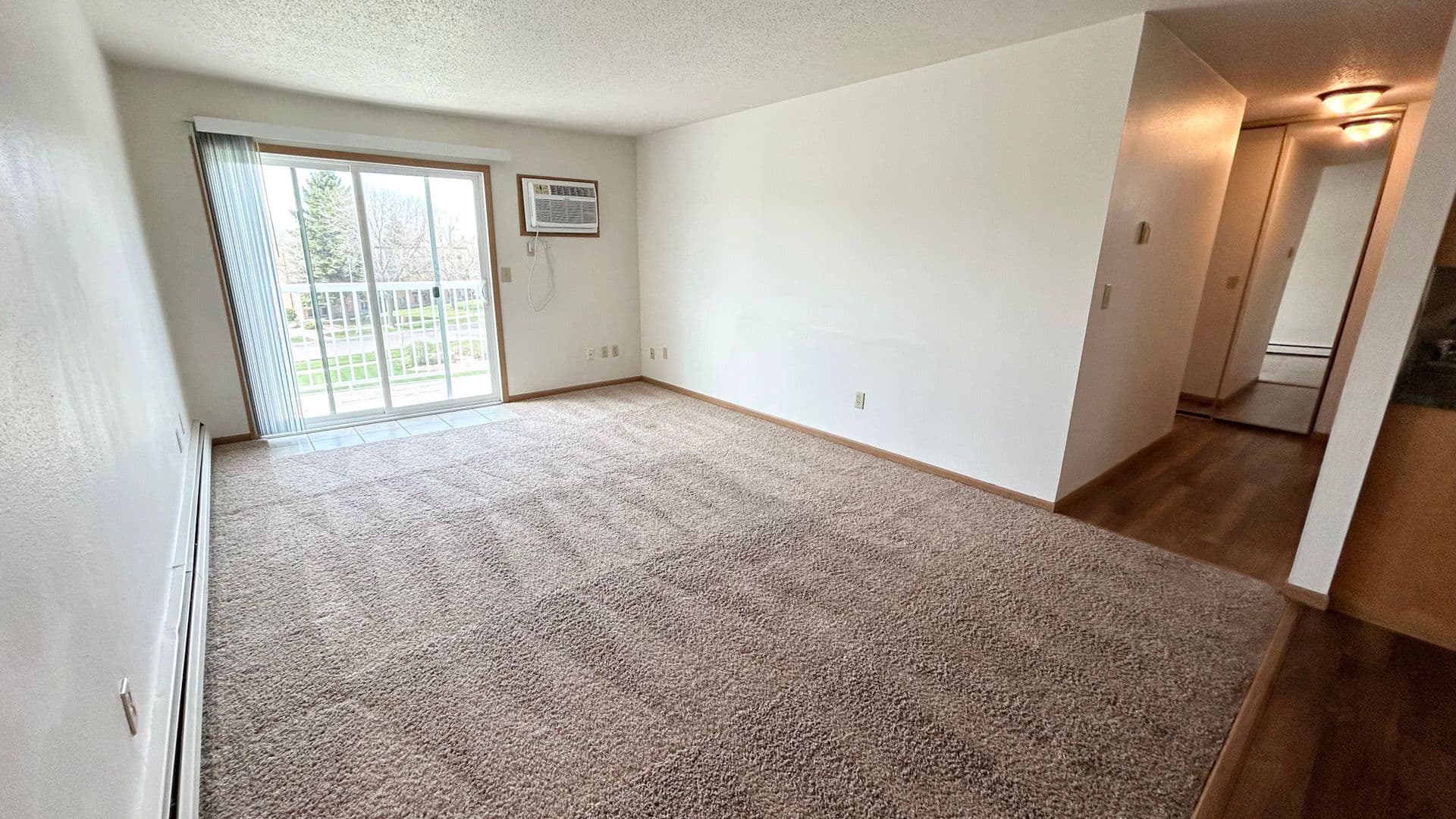 Fargo Apartment: 2542 Villa Dr S