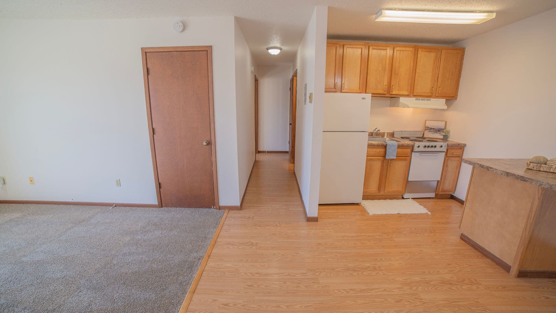 West Fargo Apartment: 925-926 9th Ave West
