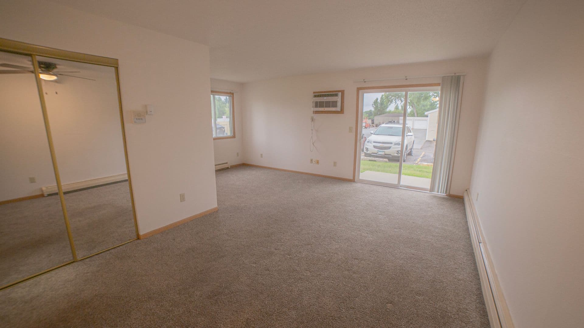 Fargo Apartment: 2542 Villa Dr S