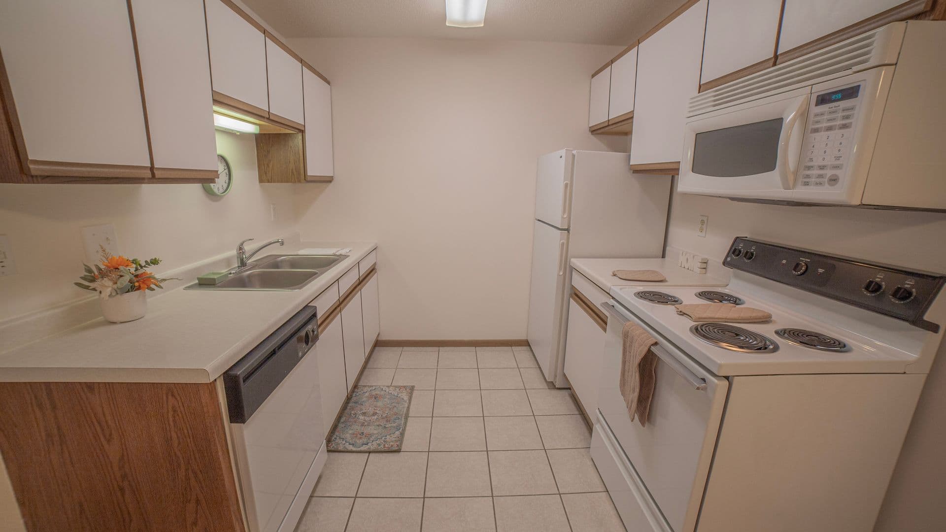 Fargo Apartment: 1710-1730 49th St S