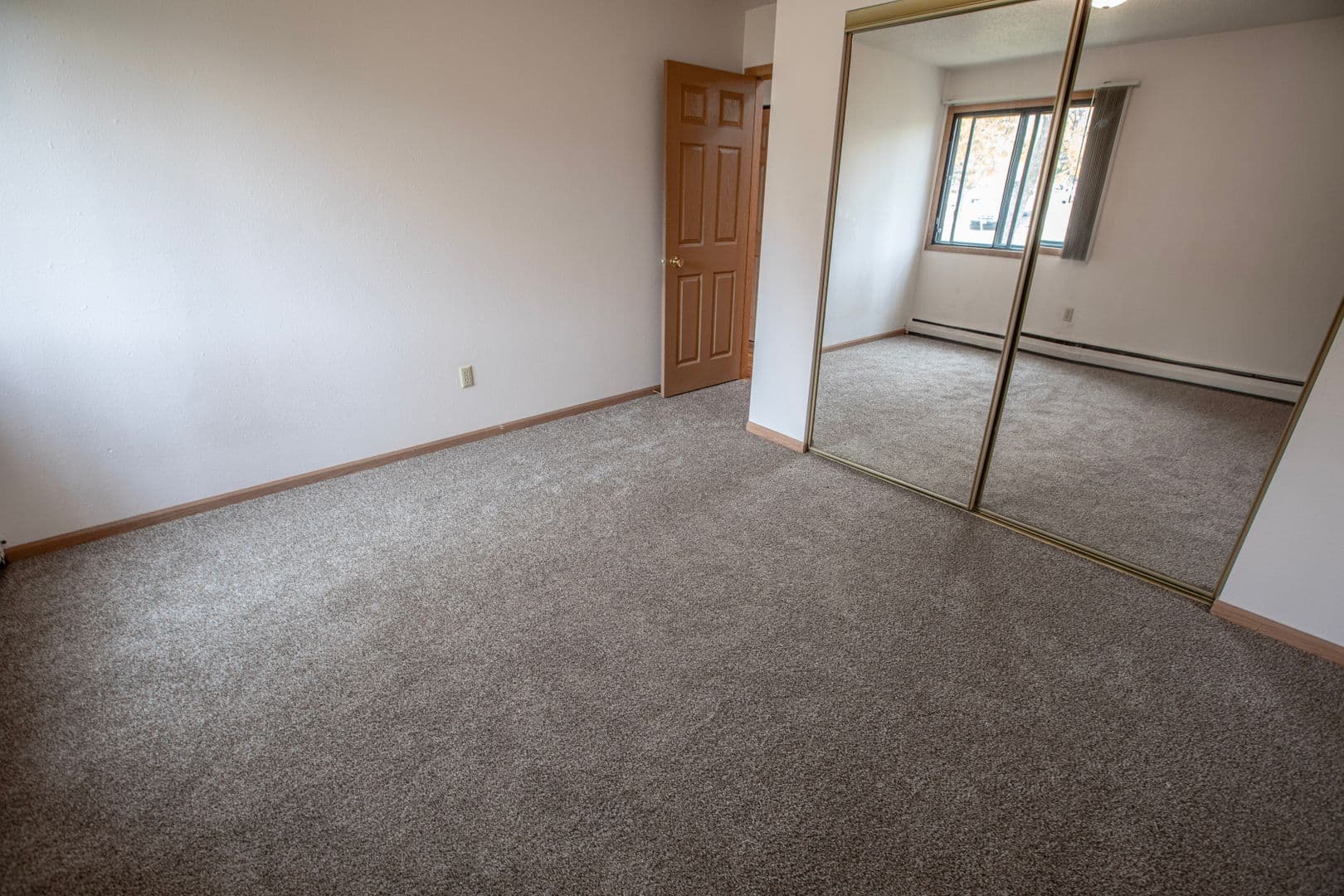 Fargo Apartment: 2542 Villa Dr S