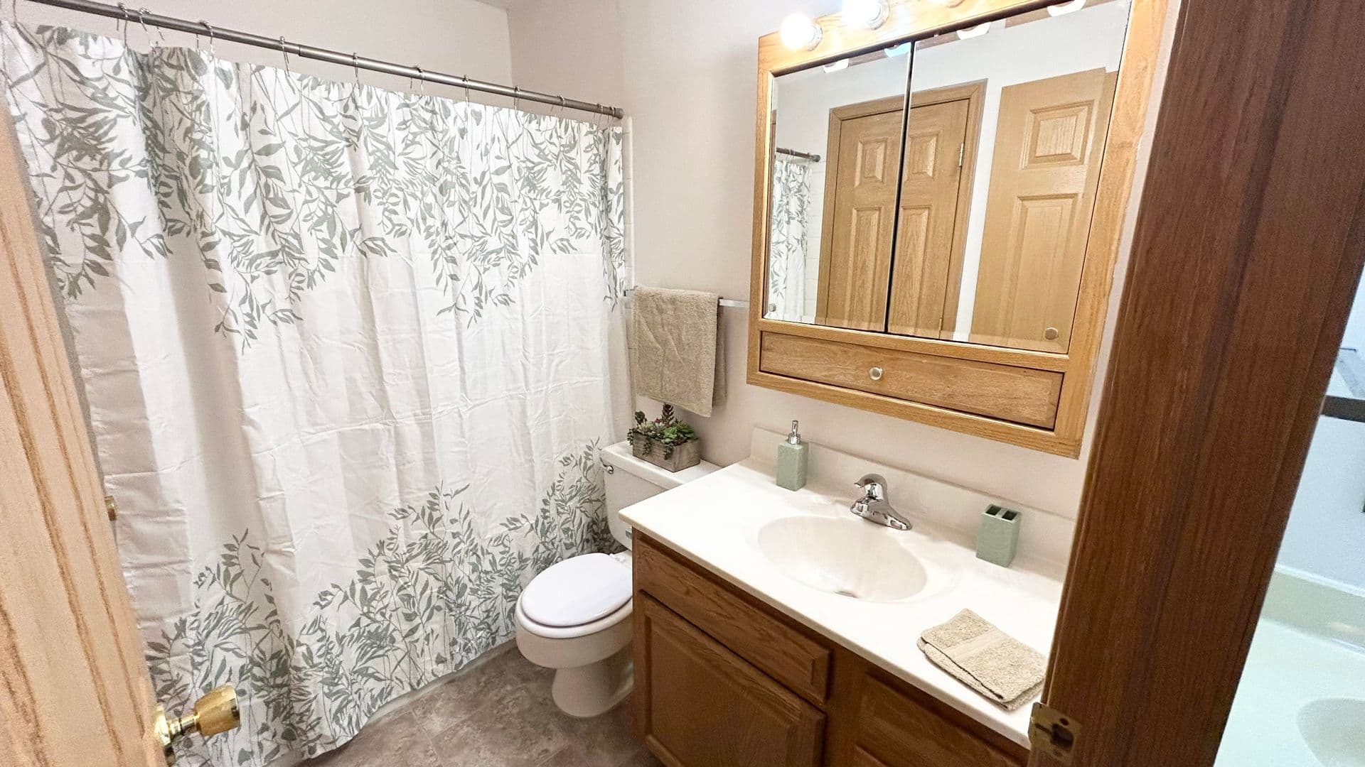 Fargo Apartment: 1717 40th St. SW