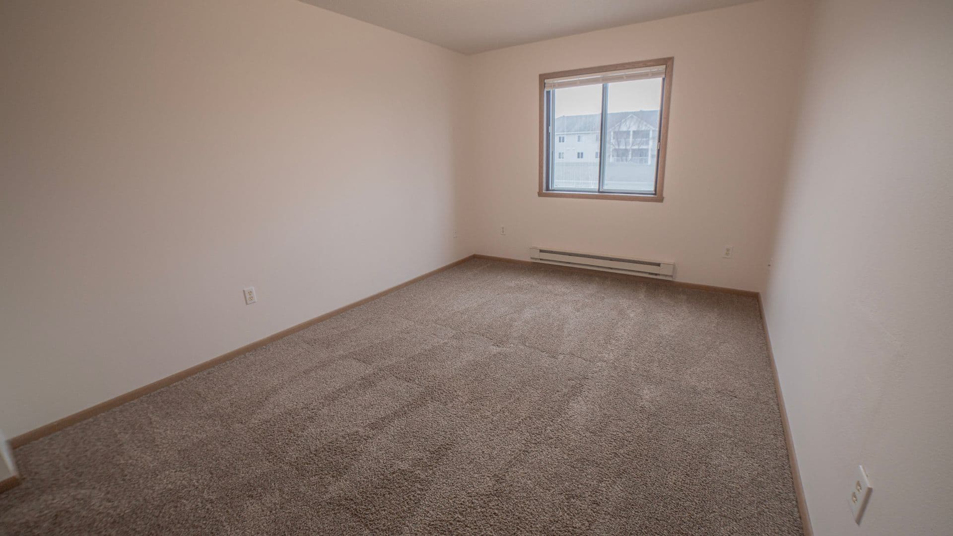 Fargo Apartment: 1710-1730 49th St S