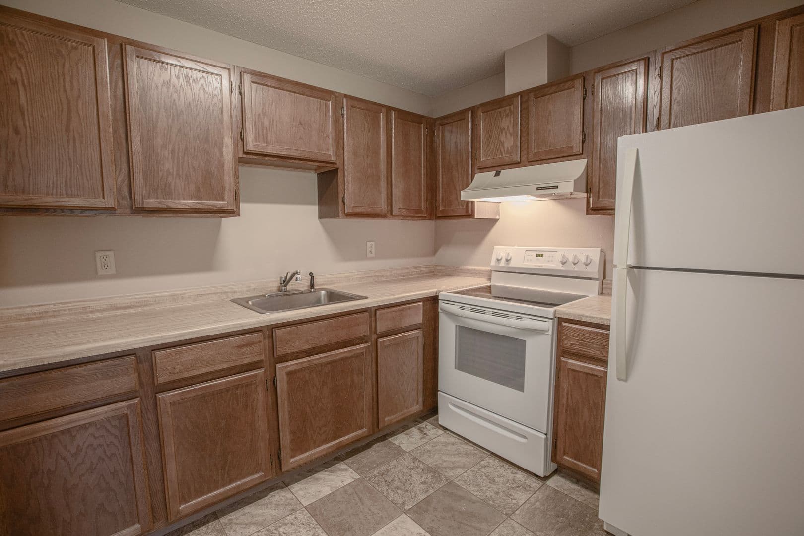 Northfield Apartment: 1401 Heritage Drive
