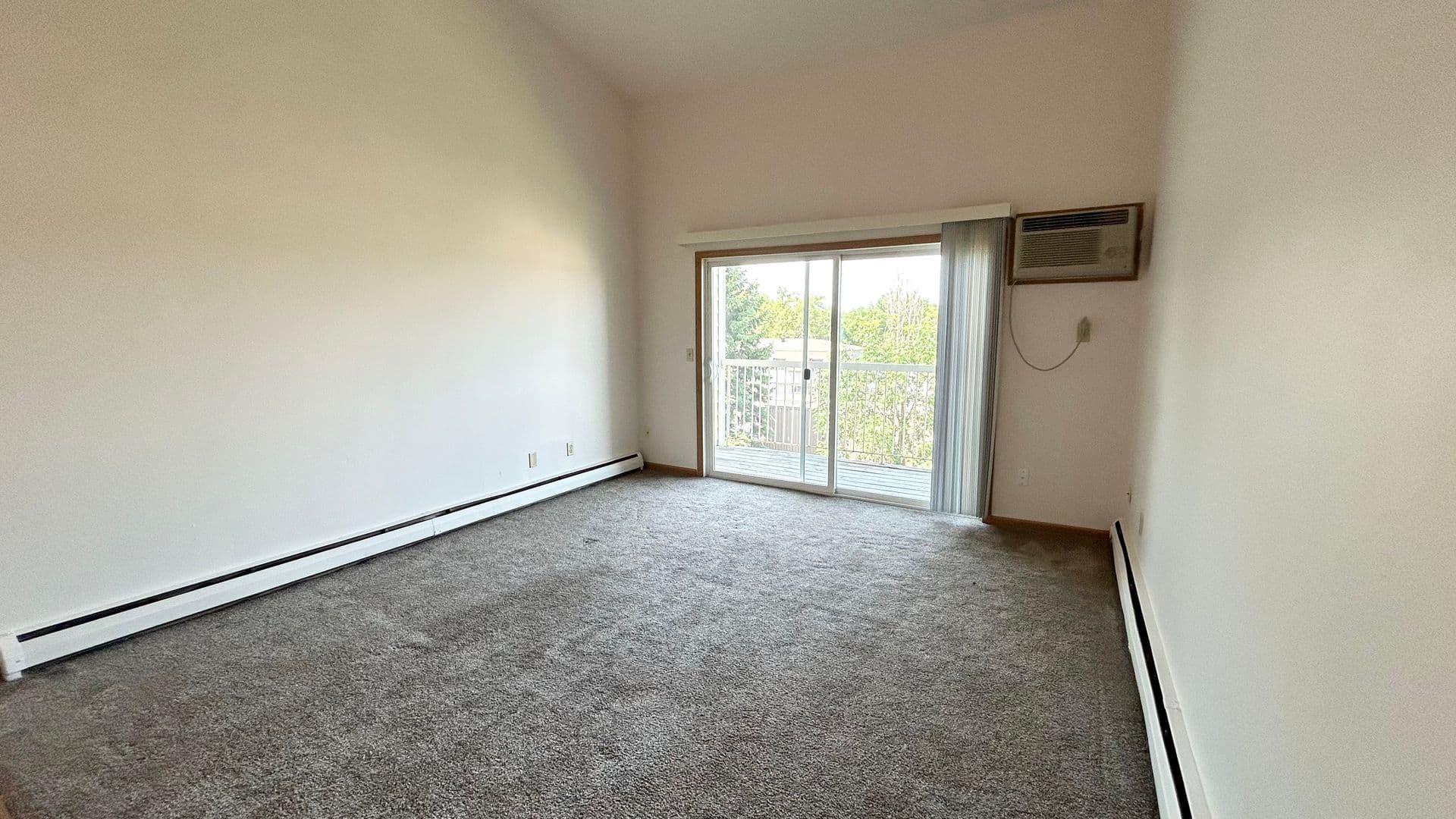 Fargo Apartment: 2542 Villa Dr S