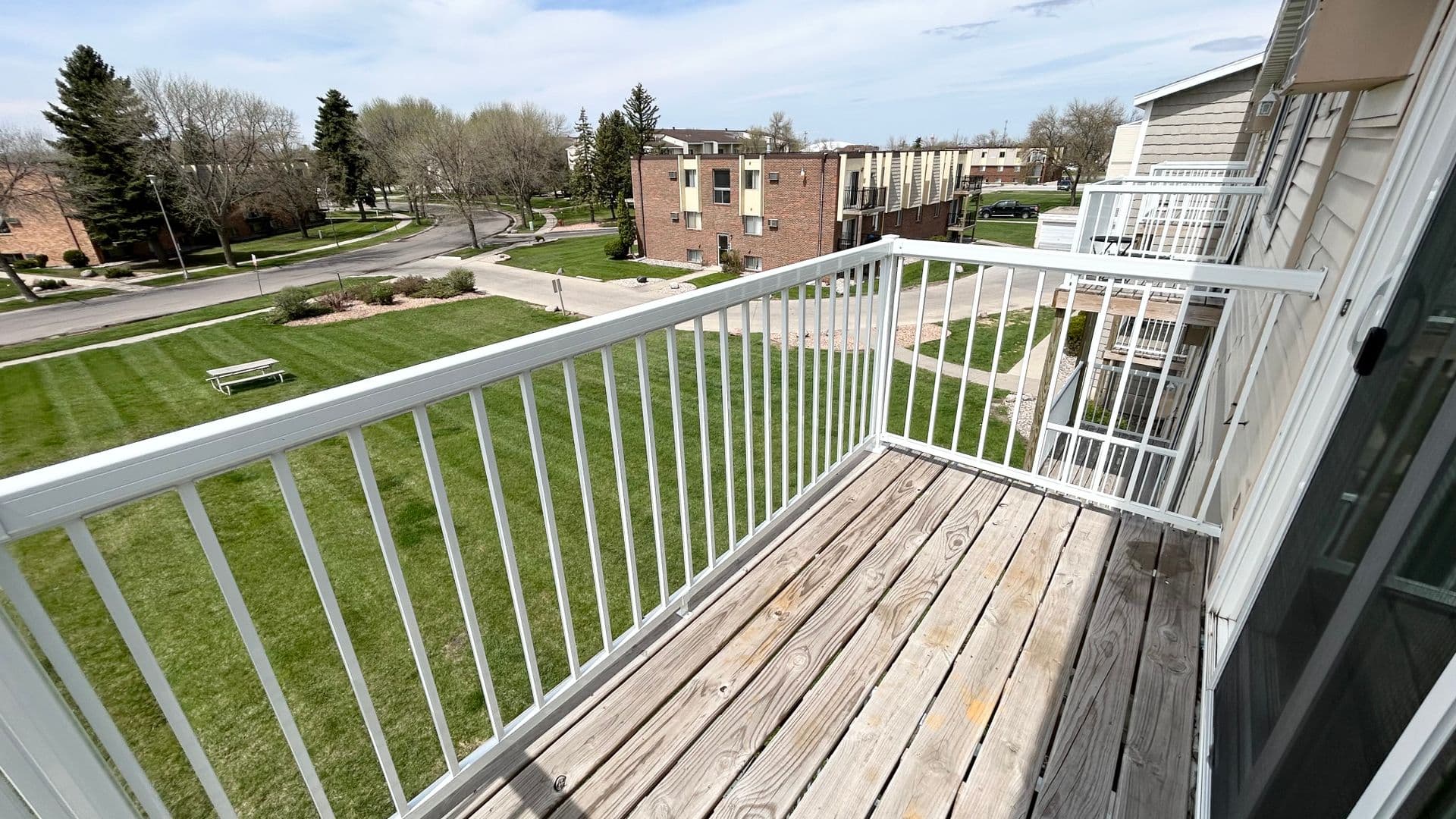 Fargo Apartment: 2542 Villa Dr S