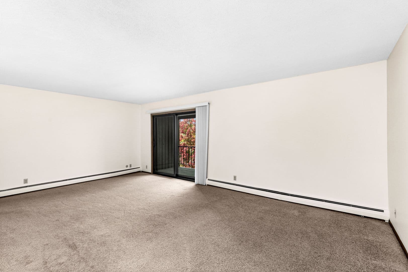 Duluth Apartment: 502 N. Oak Bend Dr