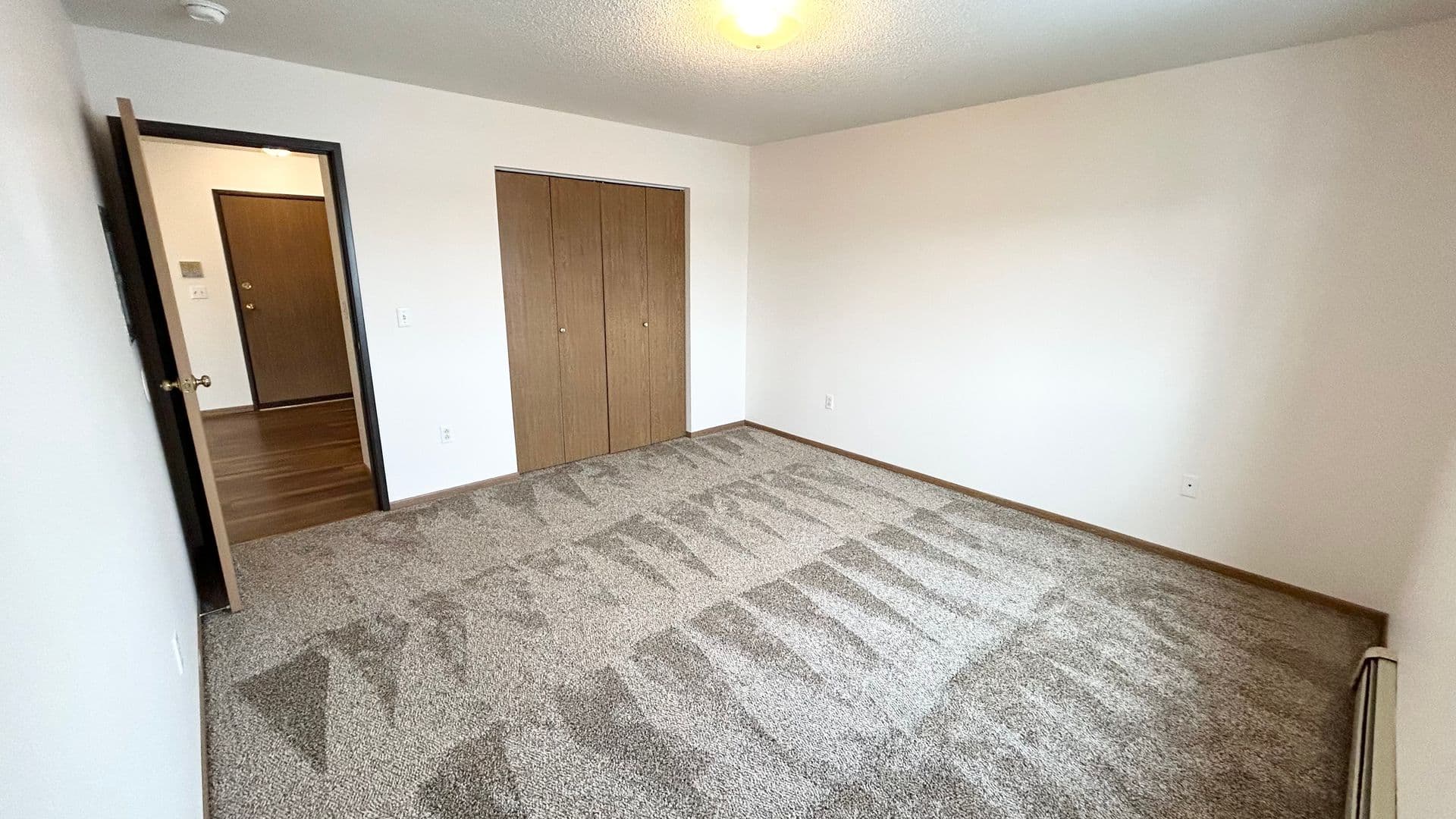 Fargo Apartment: 1414 35th Street South