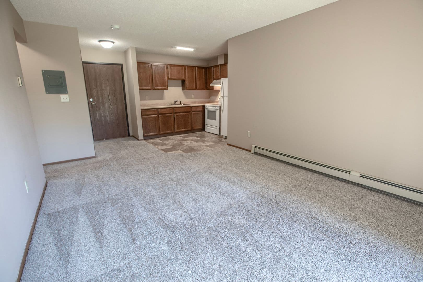 Northfield Apartment: 1401 Heritage Drive