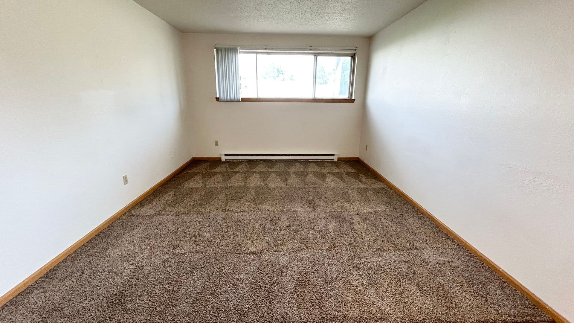 Fargo Apartment: 2542 Villa Dr S