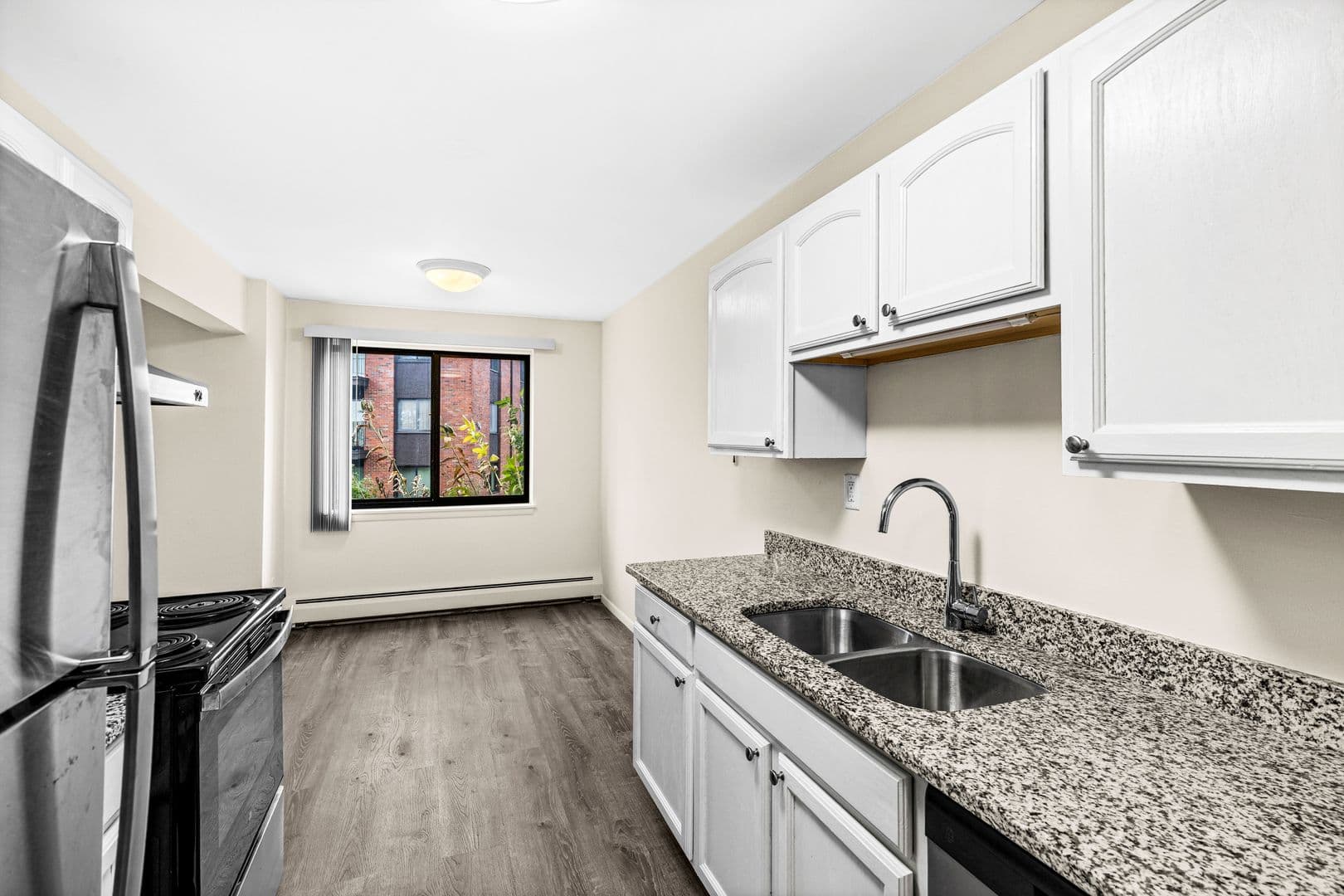 Duluth Apartment: 502 N. Oak Bend Dr