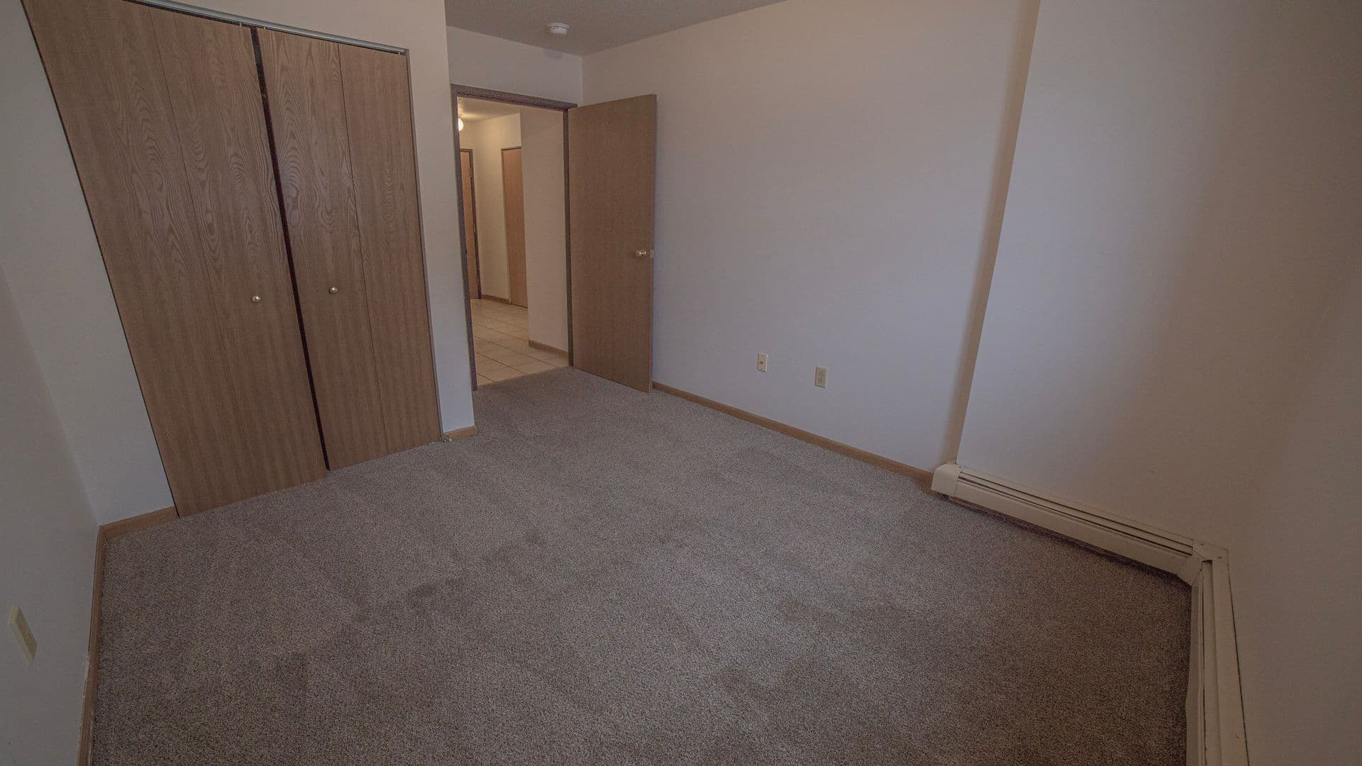 Fargo Apartment: 3100-3120 33rd St S