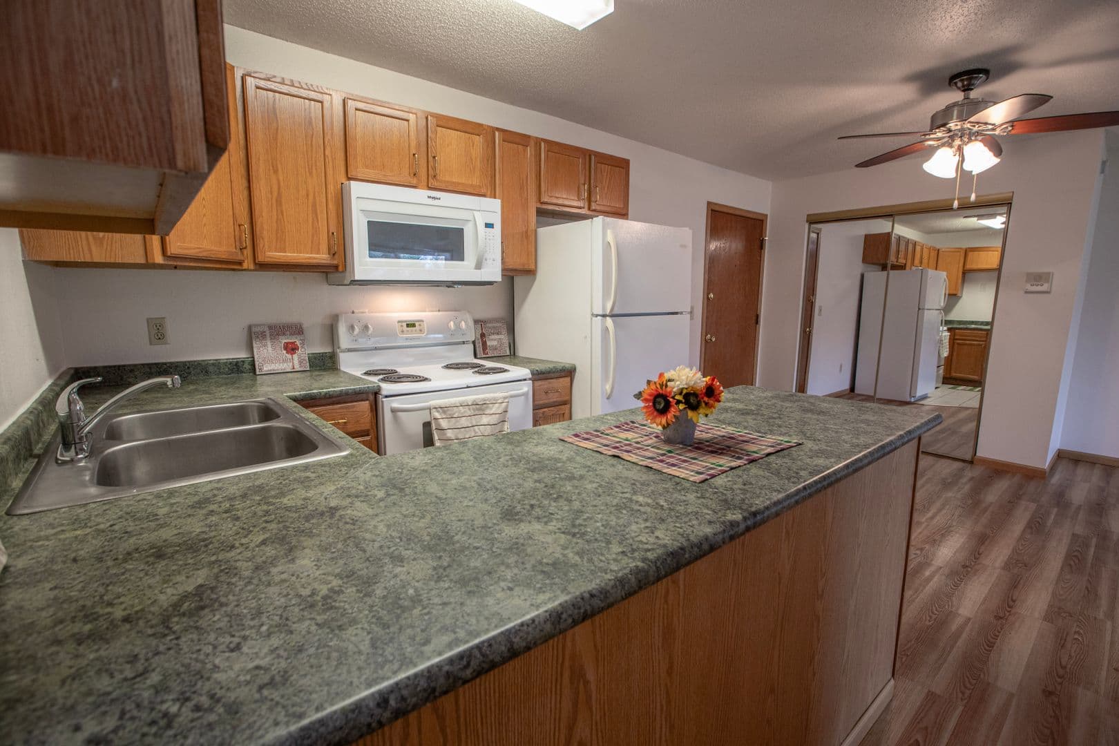 Fargo Apartment: 2542 Villa Dr S
